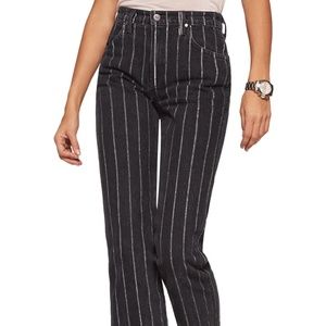 REFORMATION HIGH WAISTED STRAIGHT JEANS 28